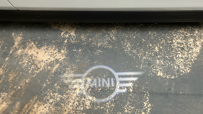 MINI Hatchback 135kW Cooper S Level 2 33kWh 3dr Auto Electric Hatchback